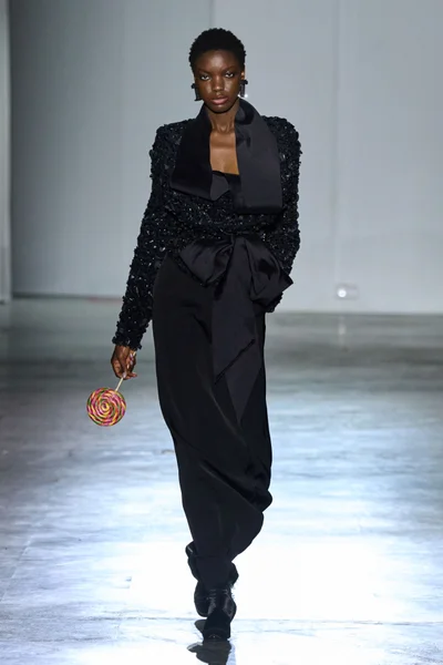 Look 40